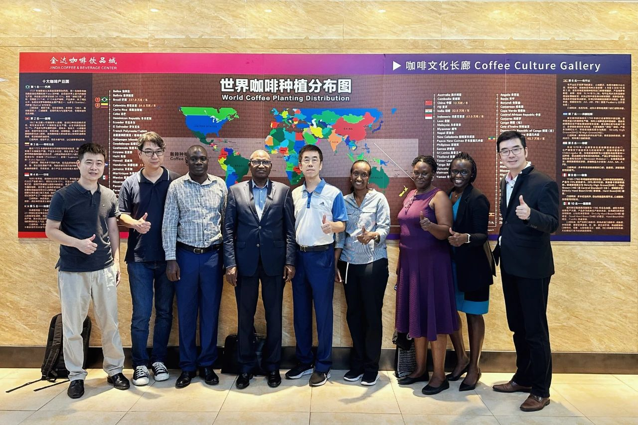 烏干達咖啡發展局(UCDA)總裁來訪金達 烏干達咖啡發展局(UCDA)總裁來訪金達