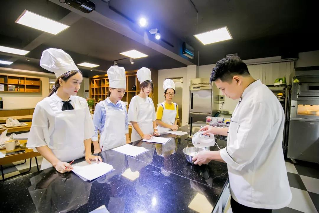 金達(dá)咖啡飲品城-上千種烘焙原料+工具，還有星級(jí)大師現(xiàn)場(chǎng)指導(dǎo)！