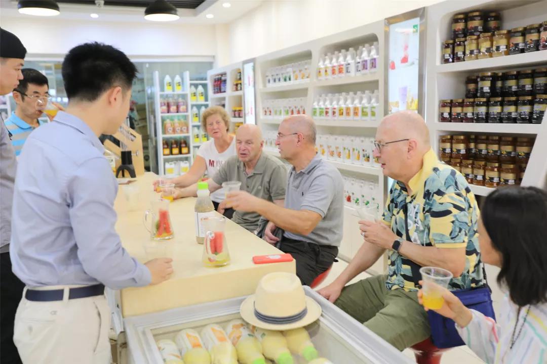 金達(dá)咖啡飲品城-新中式茶飲開創(chuàng) 金達(dá)咖啡飲品城-新中式茶飲開創(chuàng)