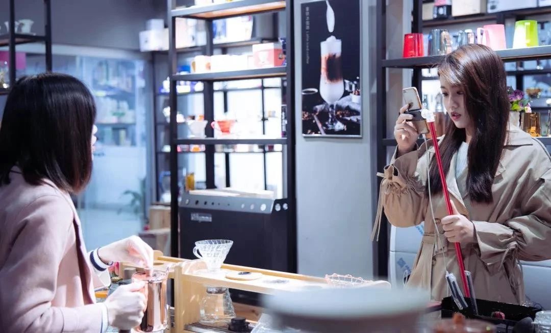 金達咖啡飲品城戰略轉型成功暨抖音網紅直播基地啟動儀式 金達咖啡飲品城戰略轉型成功暨抖音網紅直播基地啟動儀式