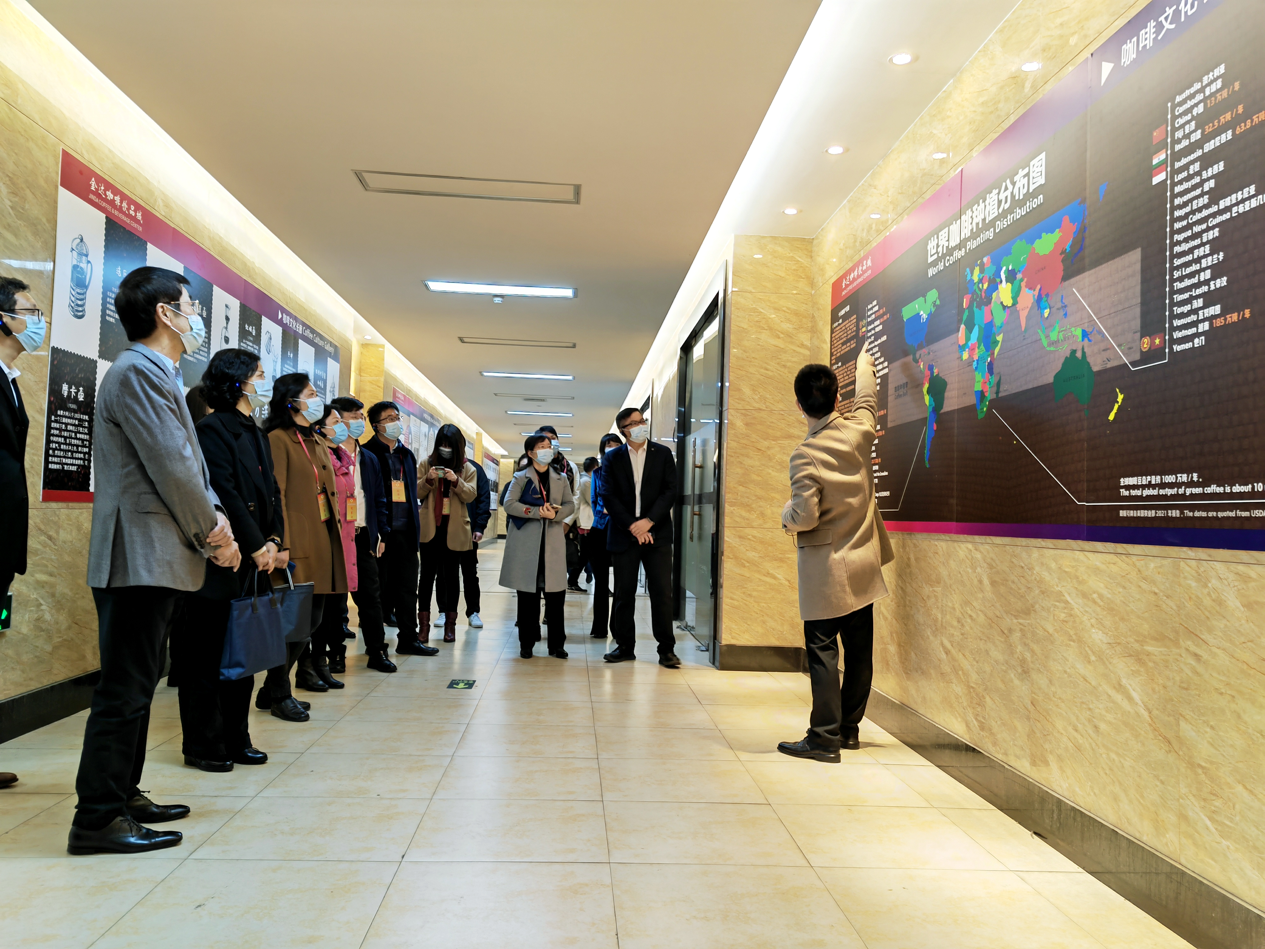 廣州白云區政協袁東華主席一行到松州街道金達市場和江南市場調研指導工作 廣州白云區政協袁東華主席一行到松州街道金達市場和江南市場調研指導工作