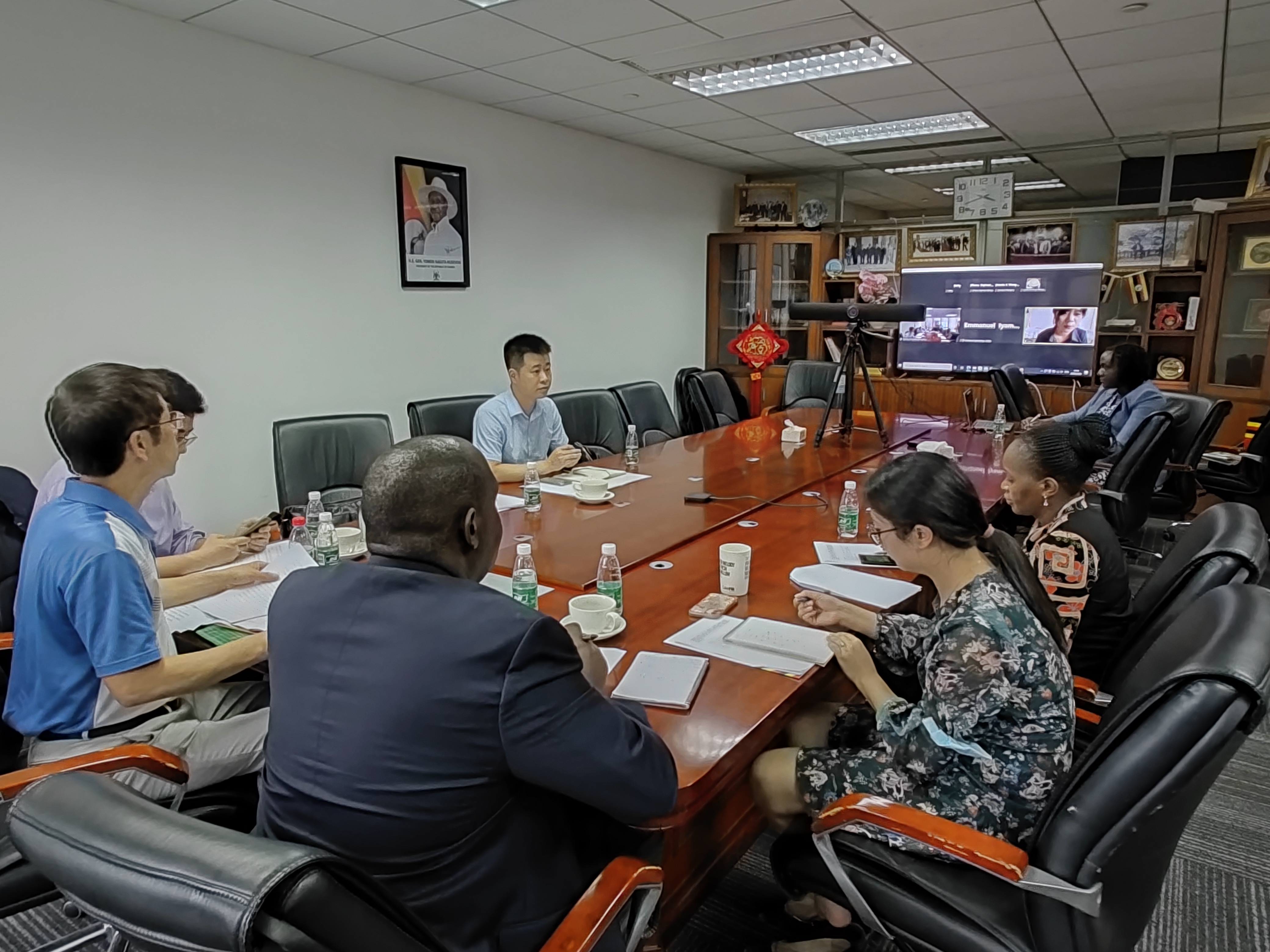 金達咖啡飲品城與烏干達咖啡發展局召開線上會議討論市場推廣方案 金達咖啡飲品城與烏干達咖啡發展局召開線上會議討論市場推廣方案