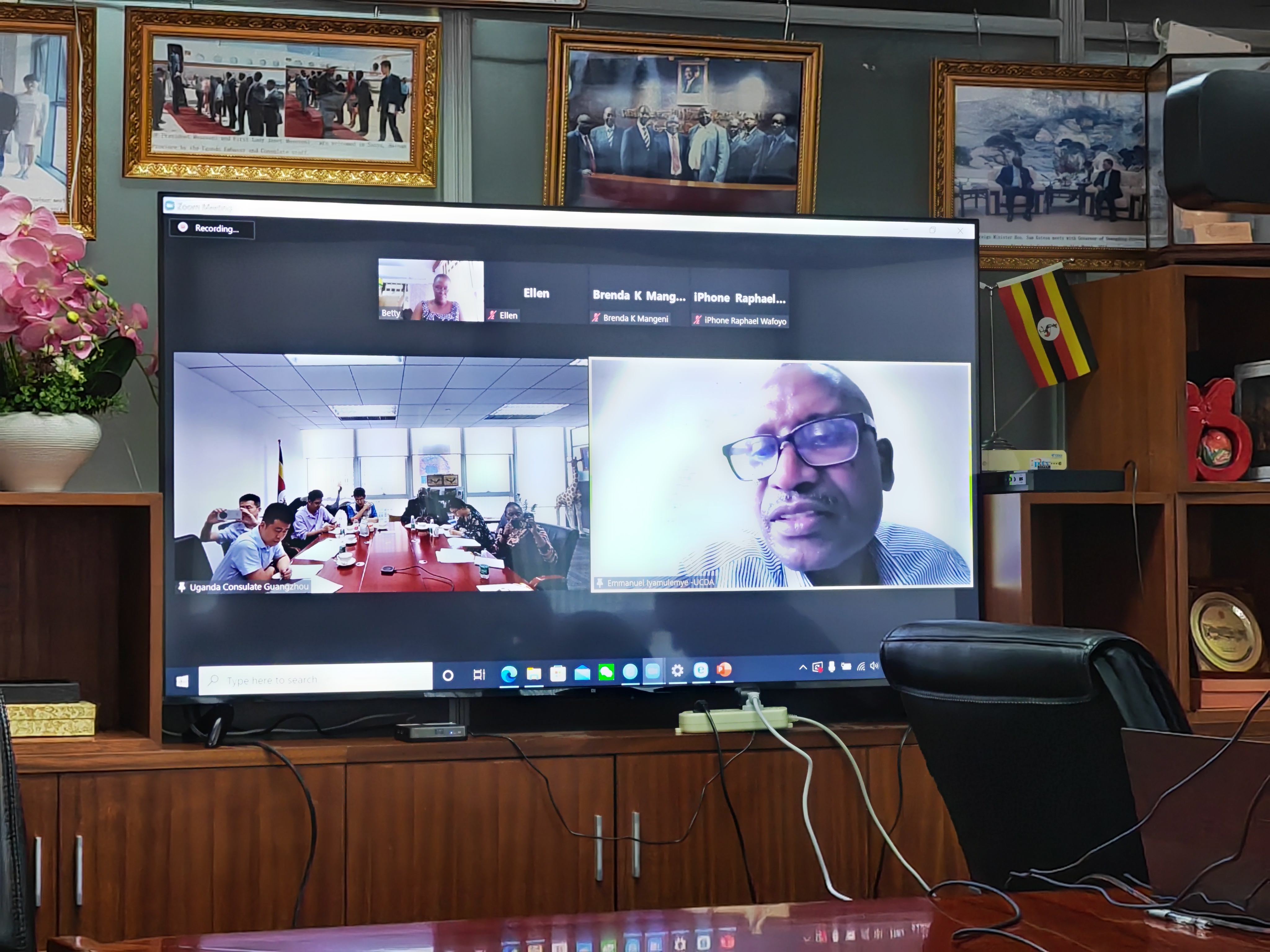 金達咖啡飲品城與烏干達咖啡發展局召開線上會議討論市場推廣方案 金達咖啡飲品城與烏干達咖啡發展局召開線上會議討論市場推廣方案