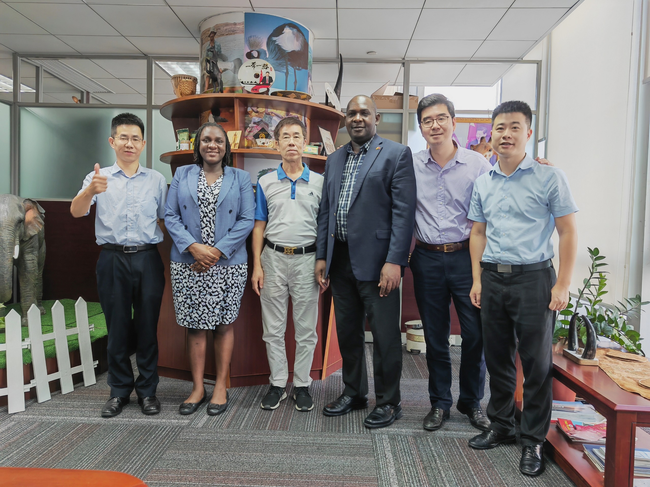 金達咖啡飲品城與烏干達咖啡發展局召開線上會議討論市場推廣方案